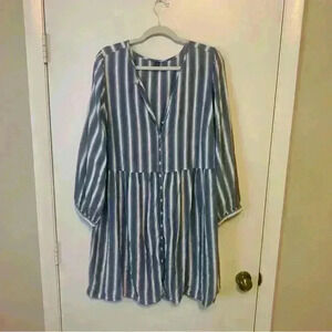 Plus Size Old Navy Blue and White Striped Dress Size 2XL